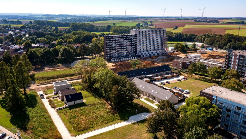 Superlocal, een afgeschreven flat krijgt een nieuw leven